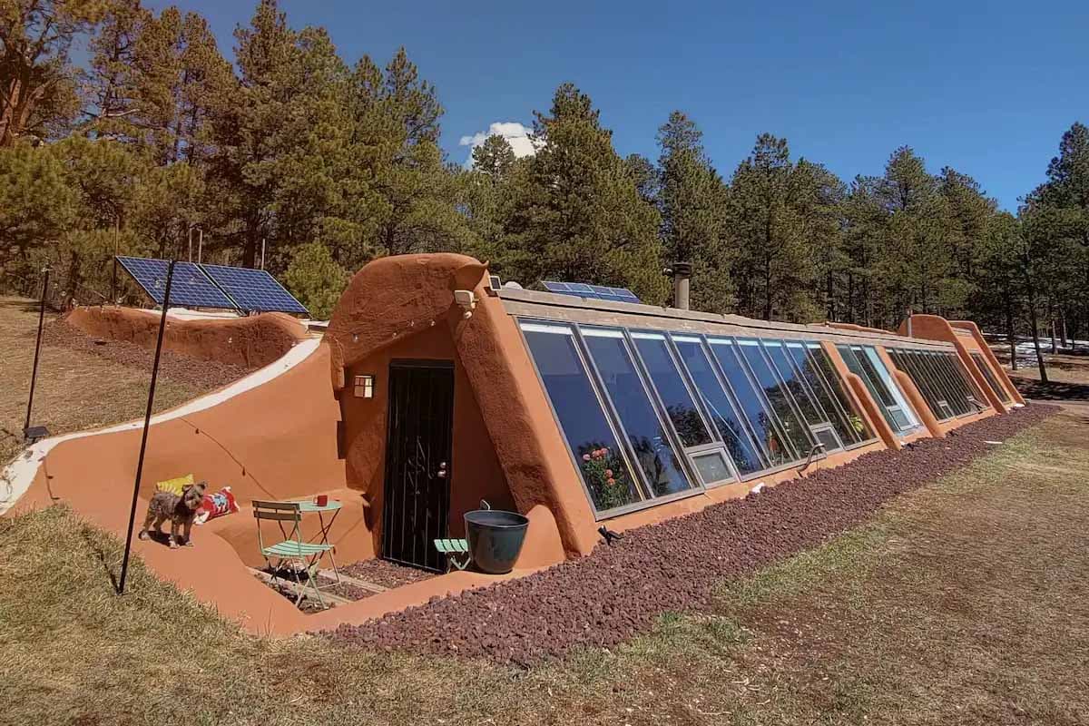 Earthship - Maison bioclimatique